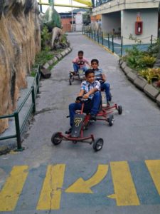 Mauro Libi - Fundación Casa Hogar al Fin llevó a niños a Parque Xtraventuras 2