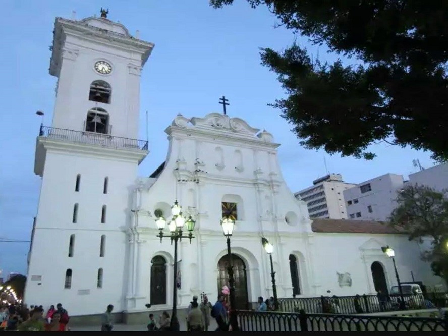 Camilo Ibrahim Issa - Catedral de Caracas, una joya de la arquitectura colonial ¡Conoce sus características! - FOTO