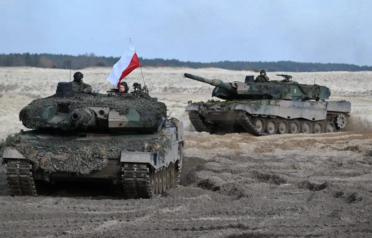 Polonia entregará otros diez tanques a Ucrania
