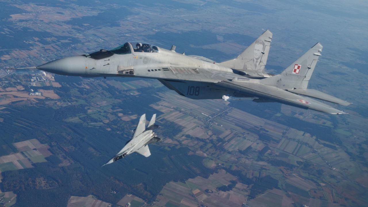 OTAN celebra creación de flota aérea europea