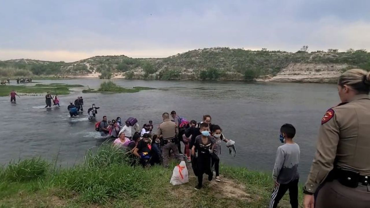 Aumentan las detenciones de migrantes venezolanos en la frontera sur de EEUU