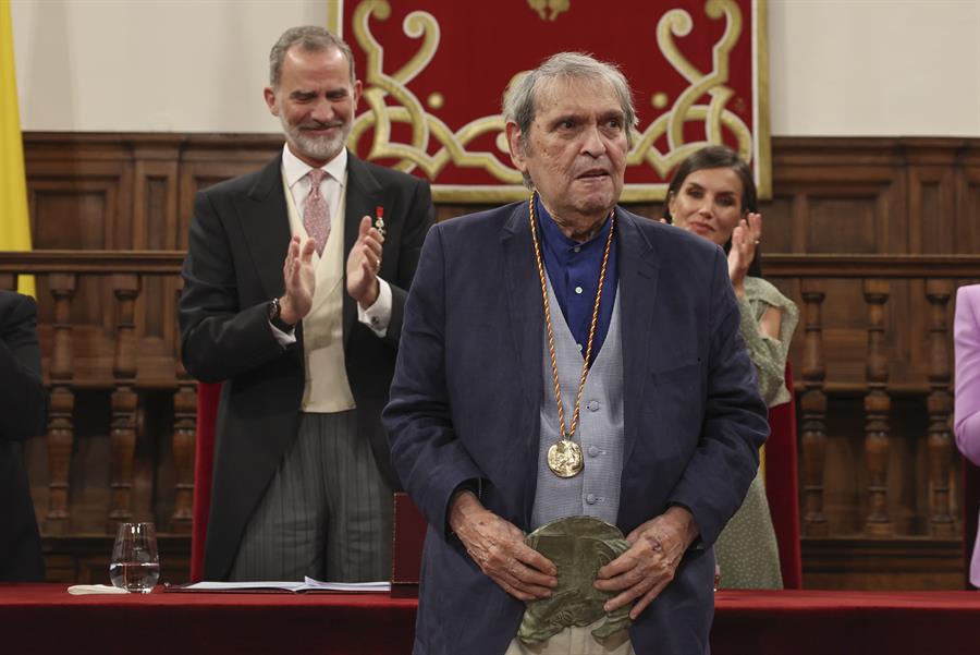Rafael Cadenas