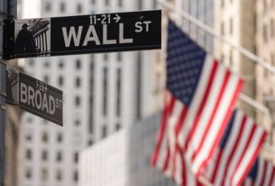 Wall Street se desploma y registra su peor día en un mes