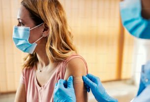 EEUU dejará de exigir vacuna contra el covid-19 a turistas