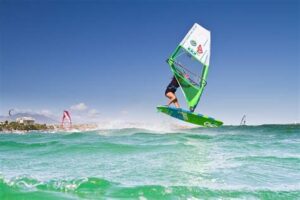 Los mejores lugares para practicar deportes de aventura en Los Roques Imagen5 300x200 - Los mejores lugares para practicar deportes de aventura en Los Roques