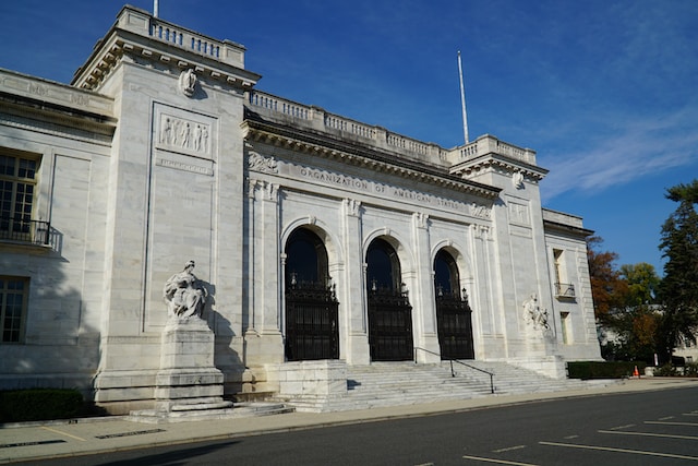 Venezuela mantiene su postura de no volver a la OEA