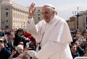 Papa Francisco es internado de urgencia para una cirugía intestinal