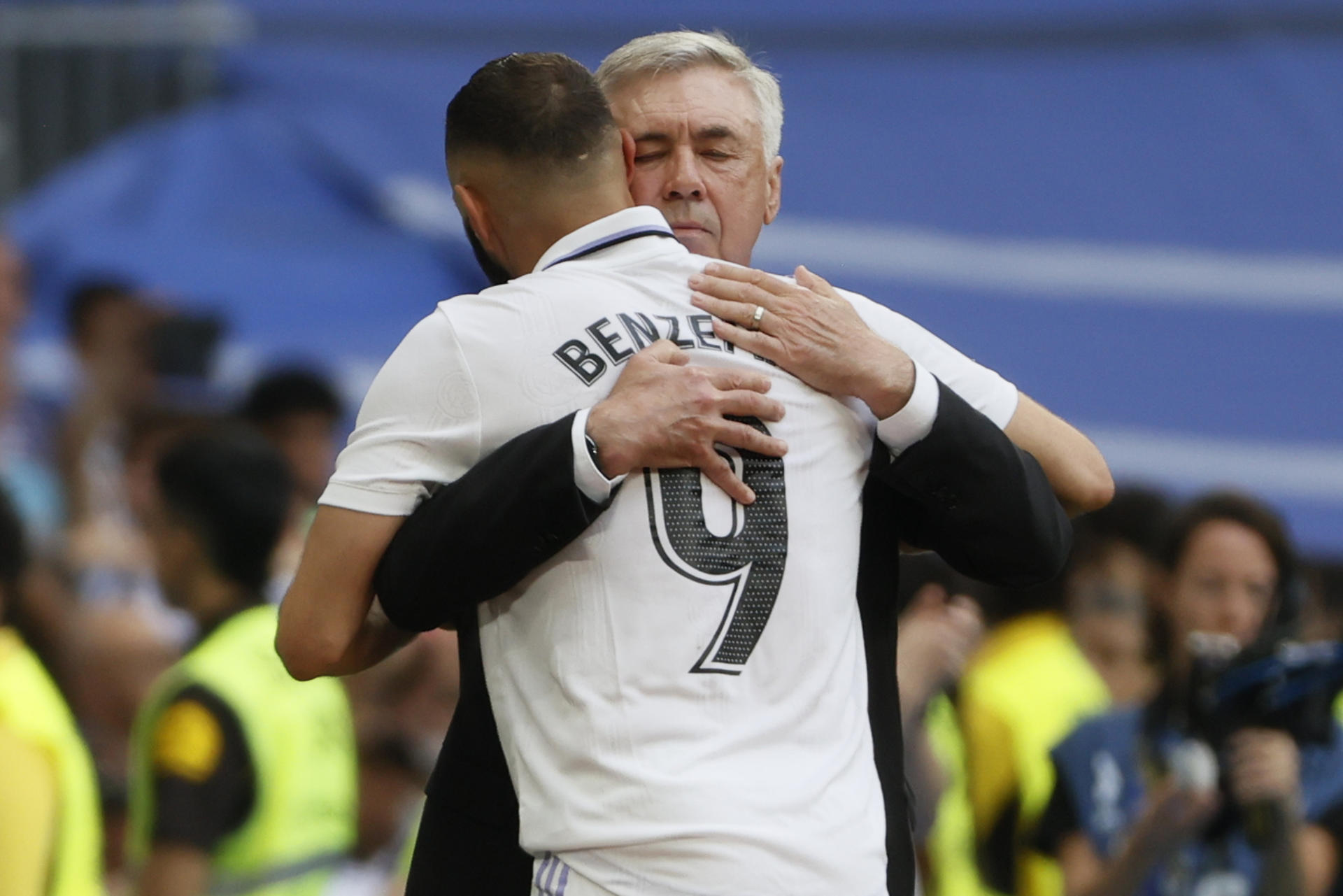 Real Madrid rindió homenaje de despedida a Benzema