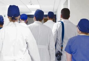 Estrecha articulación y colaboración entre médicos y odontólogos