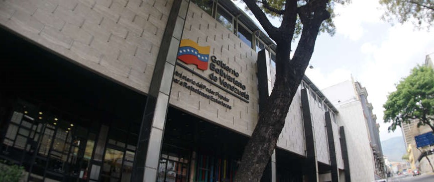 Canciller venezolano: Son «nulos» los permisos que Guyana dio a las trasnacionales