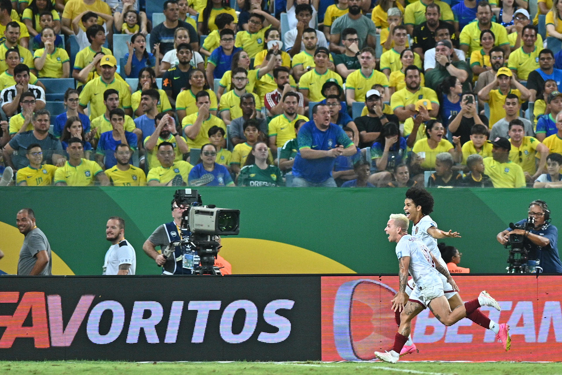Eduard Bello habló sobre su "gol soñado" frente a Brasil