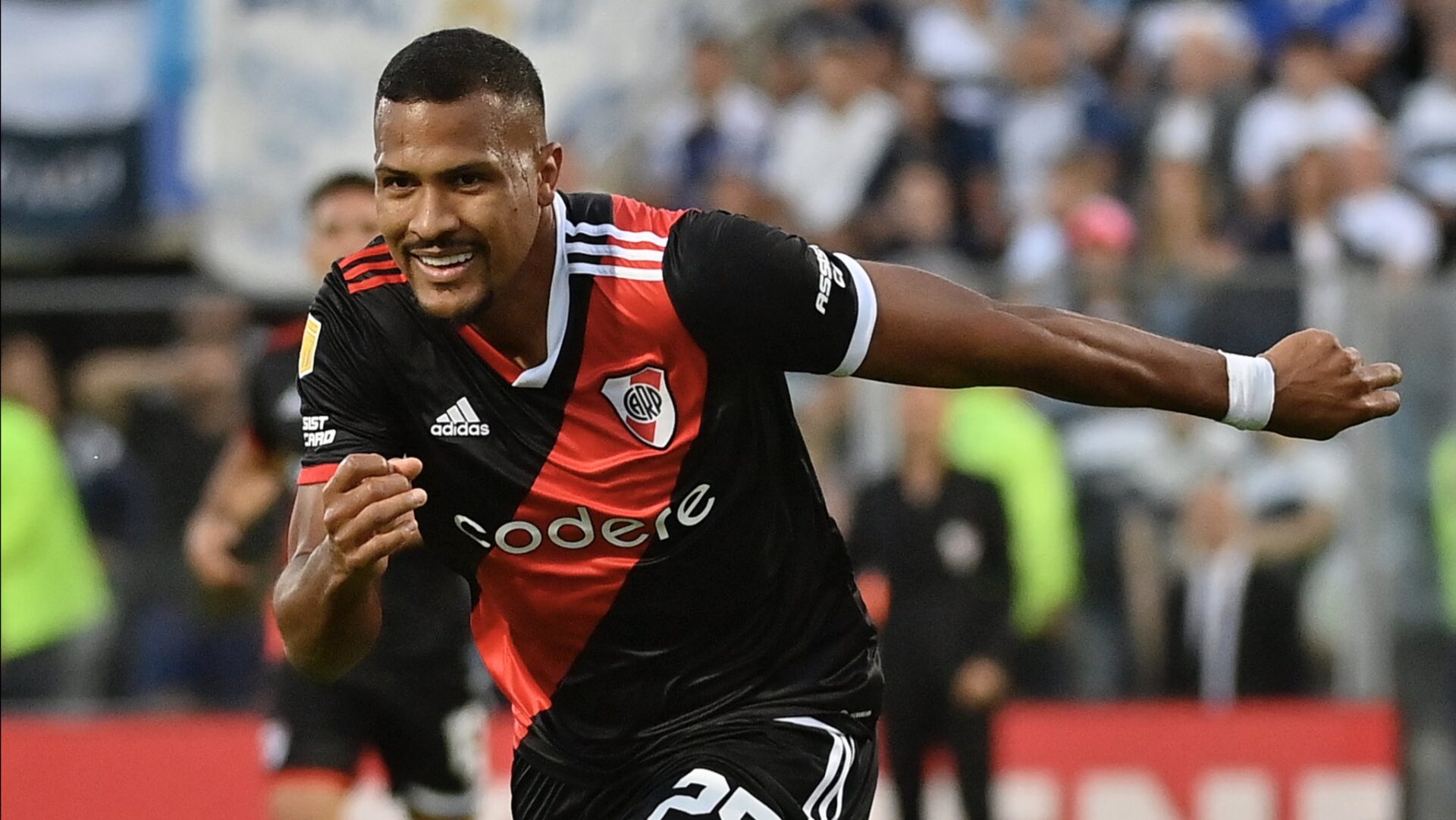 Salomón Rondón marcó el gol de la victoria de River Plate