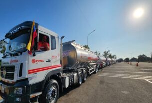Juan Carlos Díaz Socorro - PDVSA asignó 25 cisternas para transporte de combustible en Zulia y Trujillo - FOTO