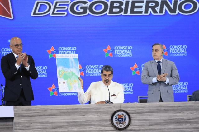 Maduro creó una Comisión por la defensa de la Guayana Esequiba