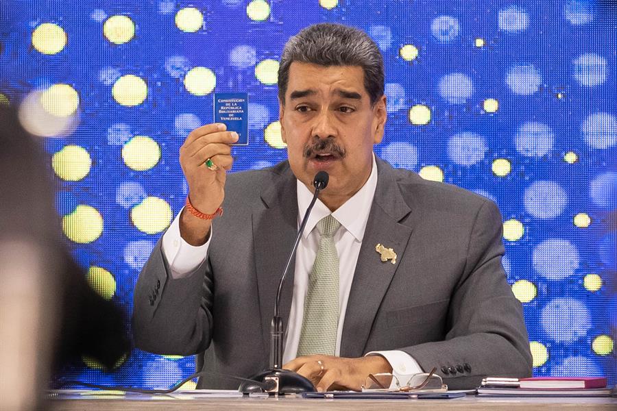 Maduro y su homólogo de Guyana hablarán el #14dic en San Vicente y las Granadinas