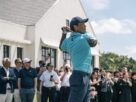 Tiger Woods regresa al golf tras casi un año ausente