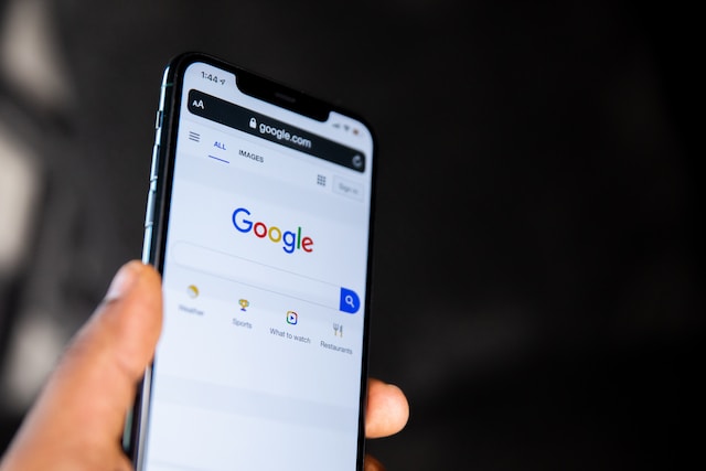 CEO de Google pide prepararse para más recortes de personal