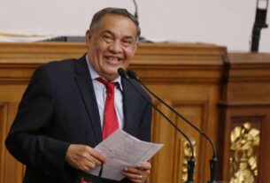 Cristóbal Jiménez se compromete a fortalecer 8 leyes de cultura en 2024