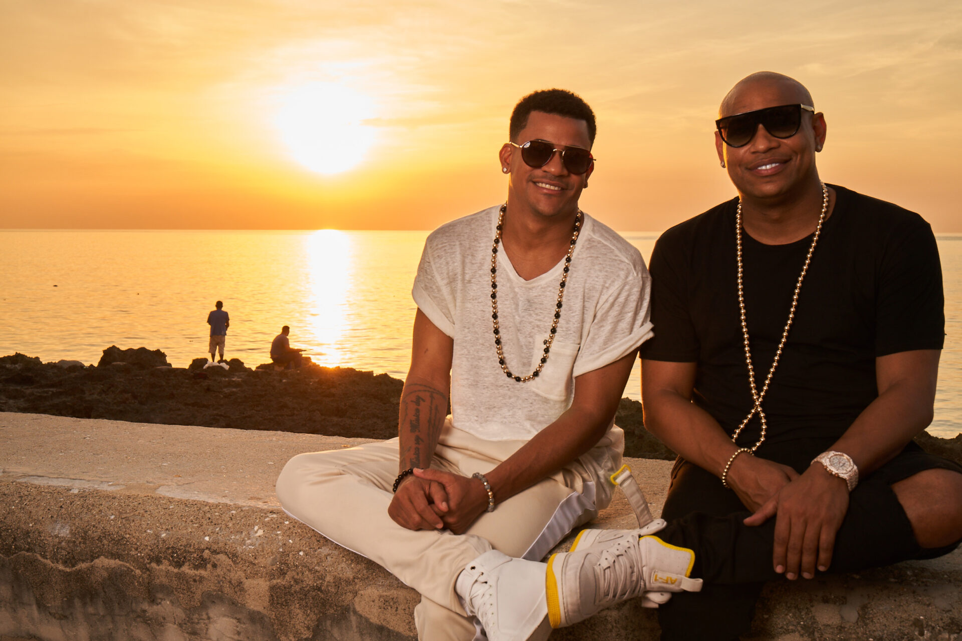 Gente de Zona estrenó "Por Ahí": cuarto sencillo de su álbum "Demasiado"