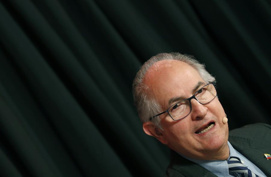 Antonio Ledezma acude a Audiencia Nacional de España por solicitud de extradición