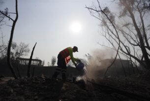 Aumenta la cifra de fallecidos por incendios en el centro de Chile