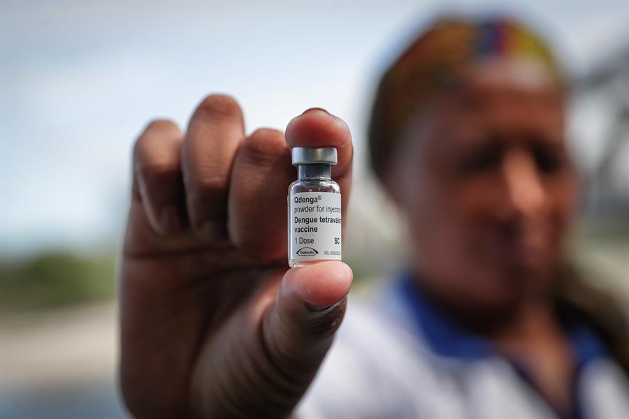 Brasil evaluará eficacia de vacuna japonesa contra el dengue en 20.000 adultos
