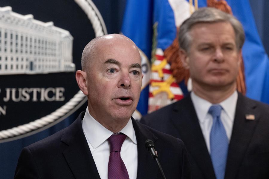 Cámara Baja de EEUU aprueba someter a juicio al secretario de Seguridad Nacional