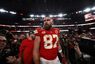 Tom Brady justifica empujón de Travis Kelce a su entrenador en el Super Bowl