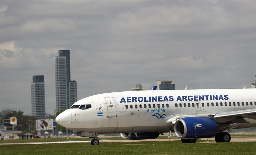 Argentina inicia acciones diplomáticas contra Venezuela por prohibir uso del espacio aéreo