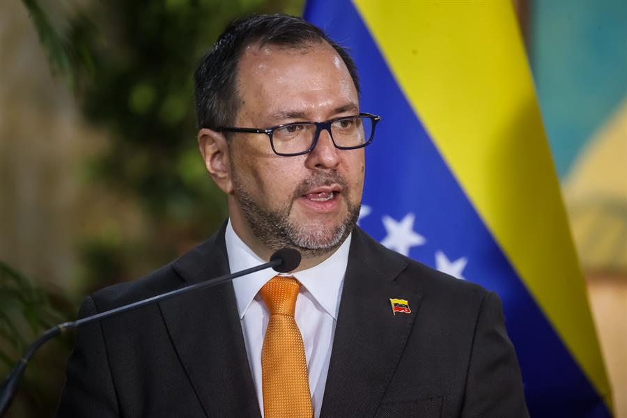Canciller venezolano explicó detalles del proceso electoral al cuerpo diplomático