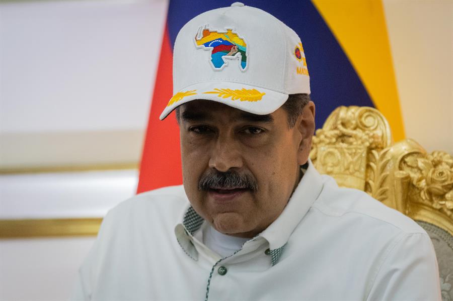 Maduro pidió desarrollar la ciencia desde una «visión endógena»