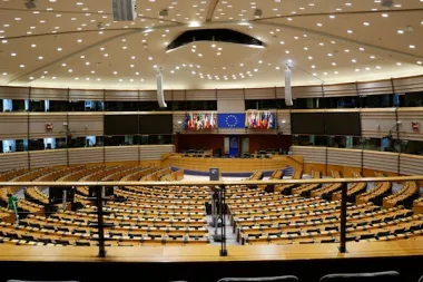 Europa da luz verde a la Directiva sobre diligencia debida de las empresas en materia de sostenibilidad  