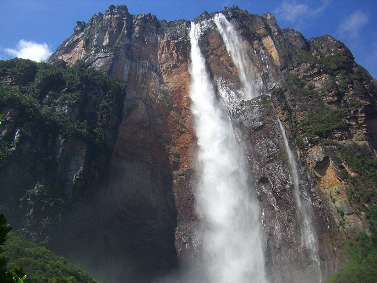 Descubre los Tesoros Turísticos de Venezuela: Lugares que no te Puedes Perder 