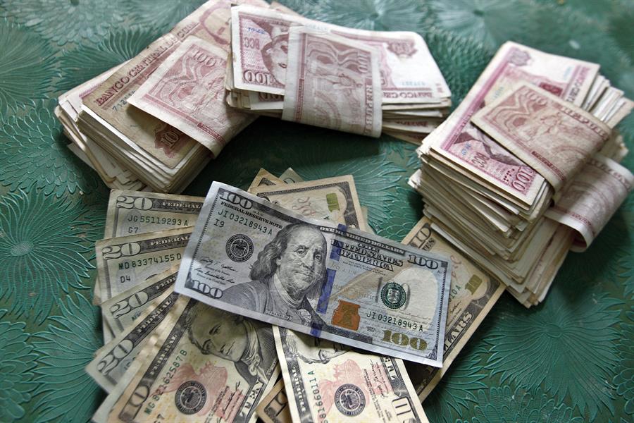 EEUU permite a emprendedores en Cuba abrir cuentas bancarias por Internet