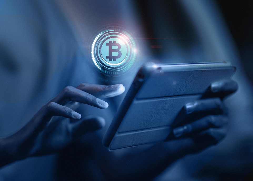 Estafan a víctimas de robo de criptomonedas con falsas promesas de recuperarlas