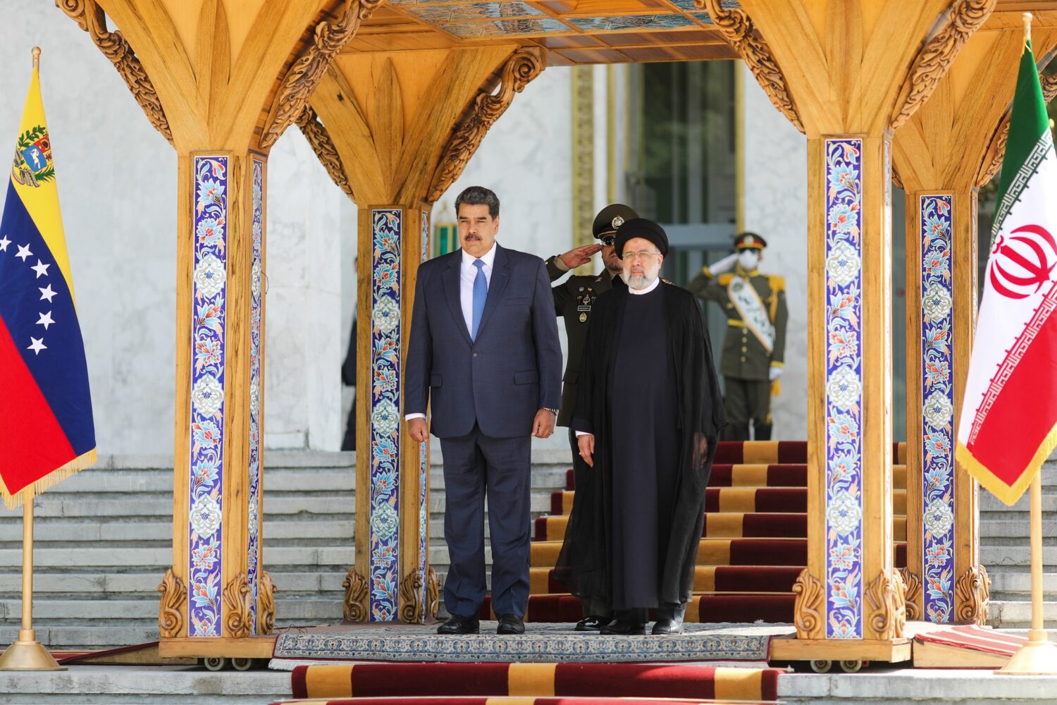 Maduro conversó con el presidente interino de Irán sobre la muerte de Raisí