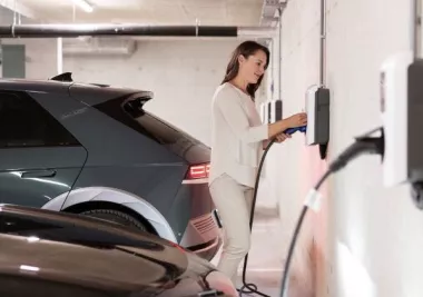 La necesidad de adaptar los parkings de concesión municipal a la nueva realidad del vehículo eléctrico