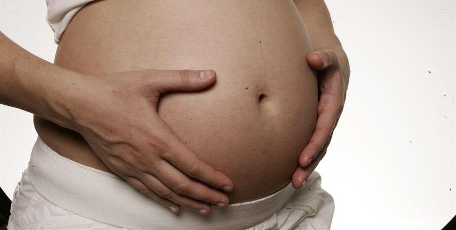 Advierten sobre riesgos de contaminación ambiental para las embarazadas