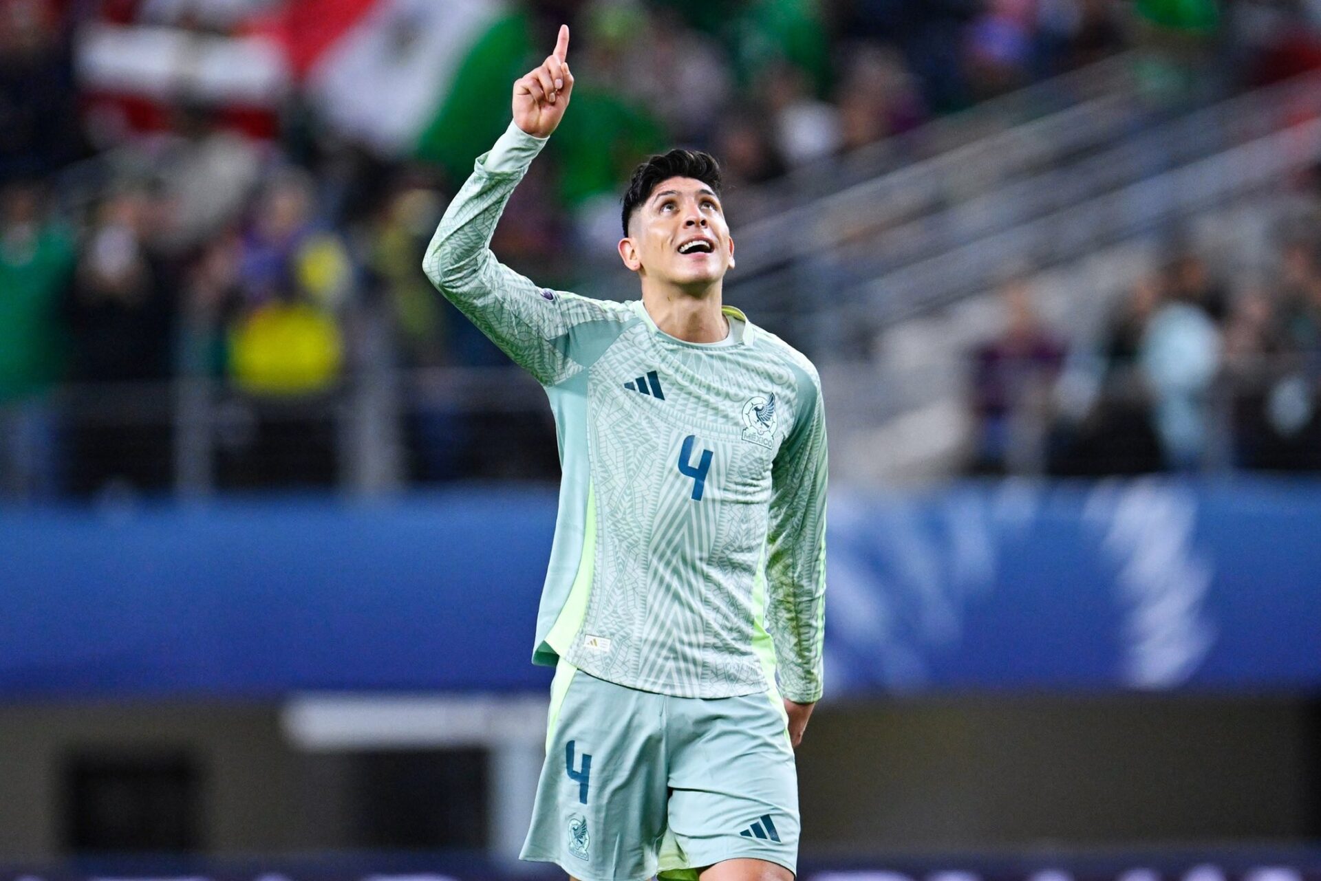 Edson Álvarez se perderá por lesión el resto de la Copa América