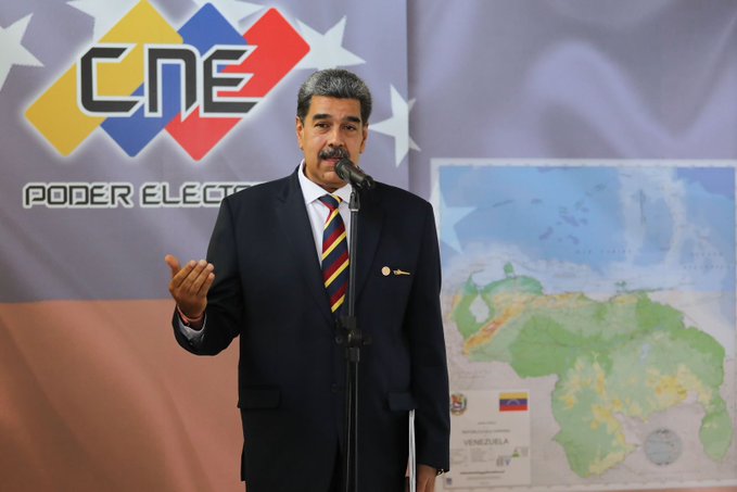 Maduro pidió respetar al CNE tras firmar acuerdo para reconocer los resultados electorales