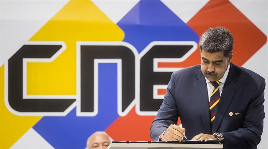 Ocho candidatos presidenciales firmaron acuerdo de reconocimiento de resultados