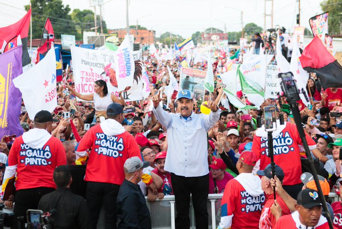 Maduro prometió financiamientos a un millón de emprendedores