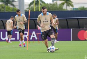Messi realizó parte del entrenamiento de la Albiceleste
