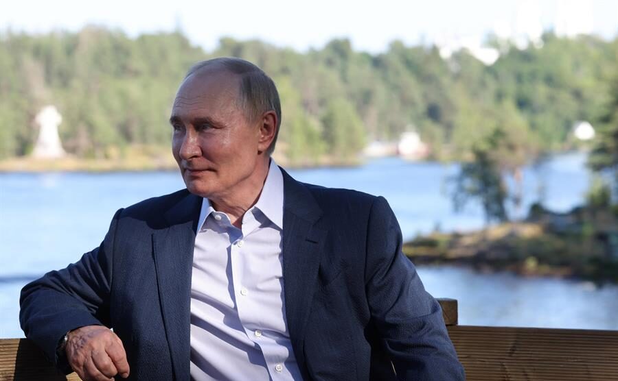 Putin felicita a Maduro por la reelección y le recuerda que es «bienvenido» en Rusia