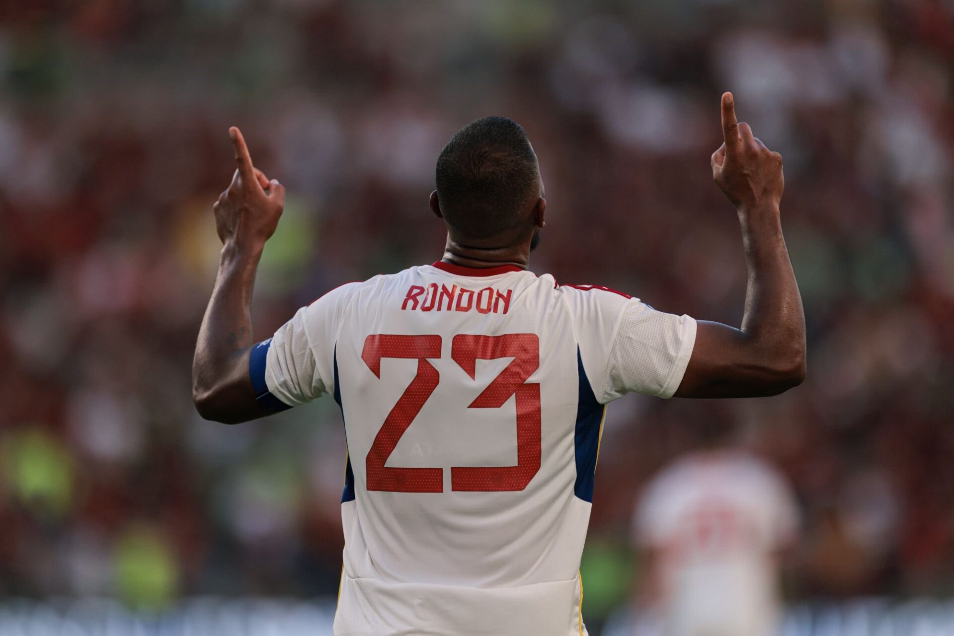 Salomón Rondón igualó marca goleadora de Dolgetta en Copa América