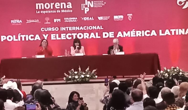 Cristina Fernández de Kircher insta «por legado de Chávez” al CNE a publicar las actas
