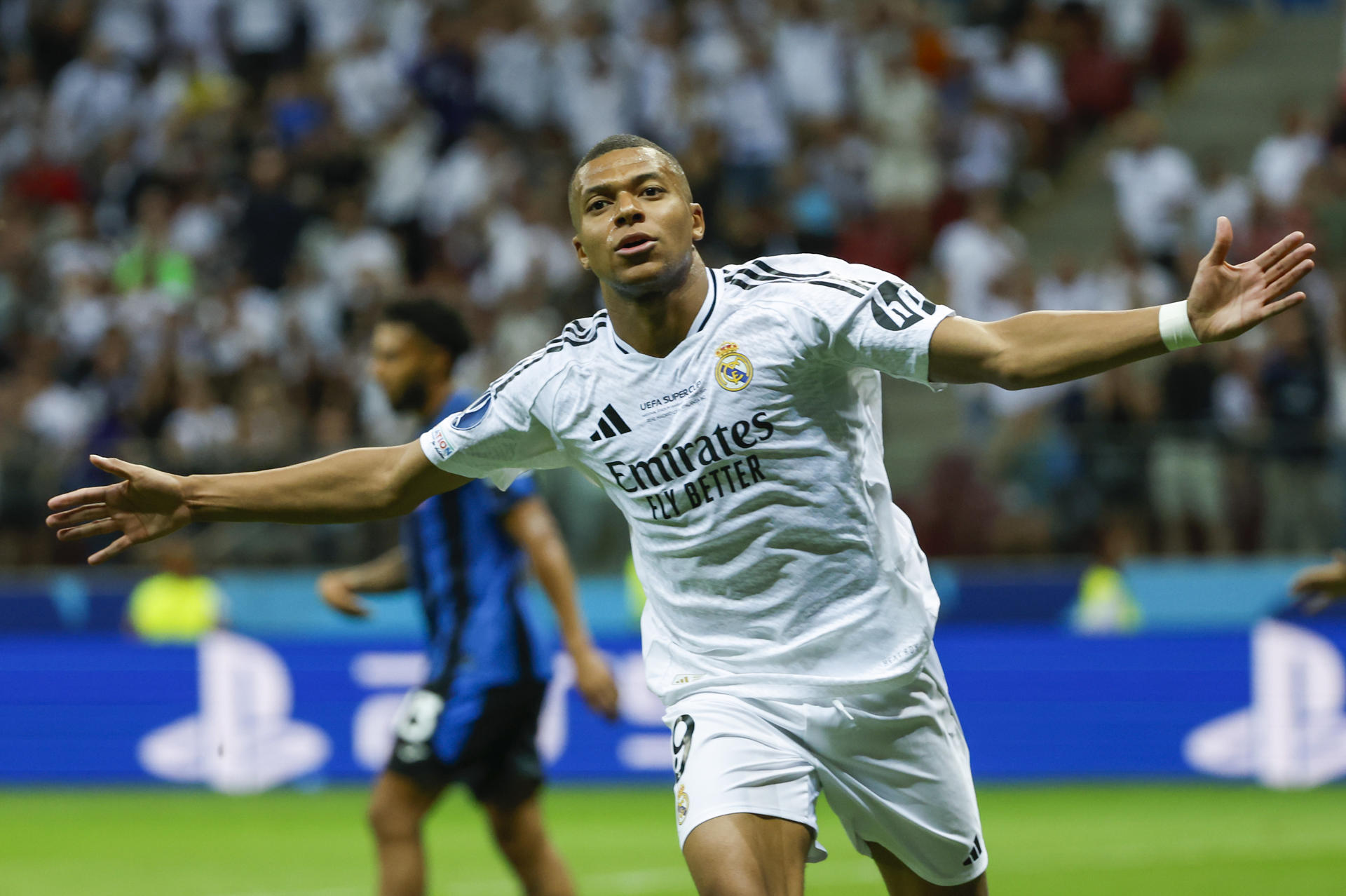 Florentino Pérez elogió el estreno con gol de Mbappé