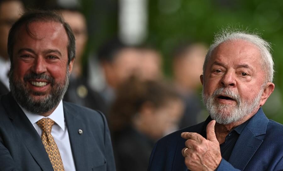 Lula lanza las directrices para la política de transición energética en Brasil