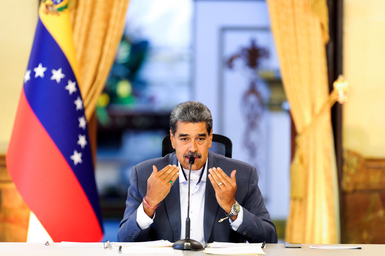 Maduro: Sistema electoral de Venezuela recibe 30 millones de ataque por minuto