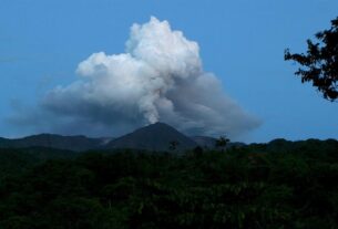 Detectan nueva actividad en volcán ecuatoriano El Reventador
